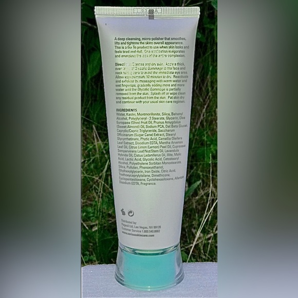 SERIOUS SKINCARE GLYCOLIC Retexturizing Renewal Exfoliating Facial Cleanser - Picture 3 of 6